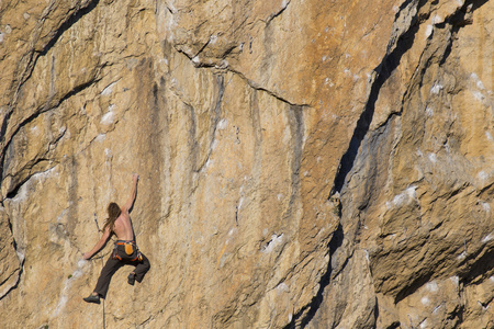 Cliffhanger.Rock 登山者爬墙