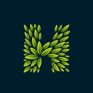 H 字母标识形成新鲜的绿色叶子