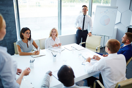 研讨会员工图片-研讨会员工素材-研讨会员工插画-摄图新视界