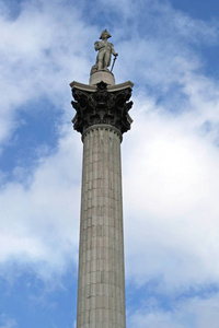 纳尔逊雕塑在专栏纪念碑在伦敦图片