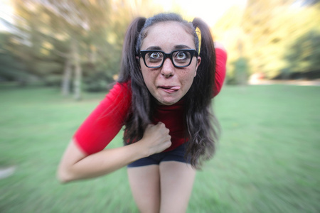 疯狂的脸的疯女人照片