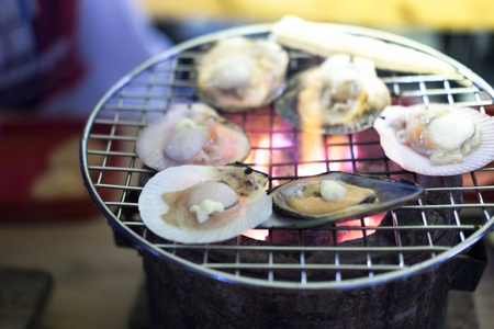 自助餐烧烤用黄油烧烤扇贝