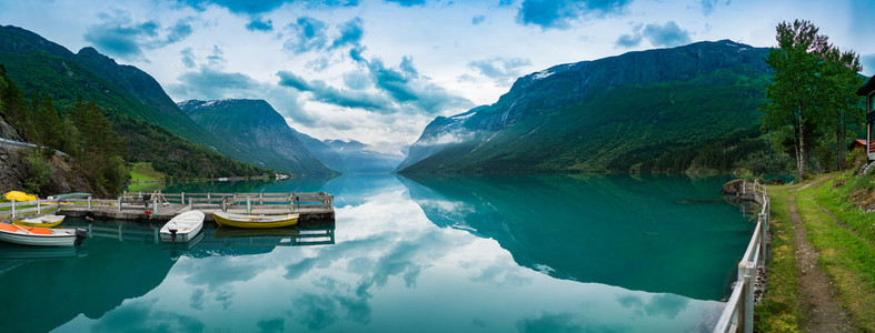 lovatnet 湖美丽自然挪威