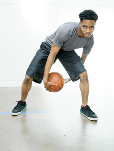 迷人的美国黑人篮球运动员图片