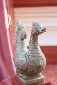 在泰国的寺庙天鹅雕像