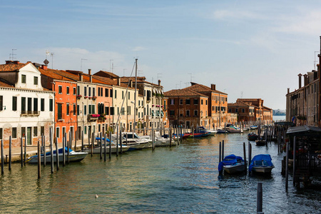 在威尼斯, 意大利, 亚得里亚海的小船