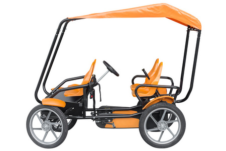 孤立在白色背景上的踏板四轮摩托照片