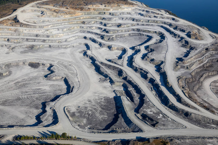 加拿大公元前阳光海岸 Texada 岛采煤业鸟瞰图