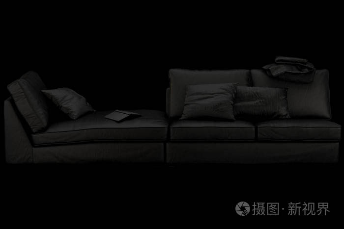 现代黑色家具集沙发, 地毯和咖啡桌上的黑色背景.斯堪的纳维亚风格.