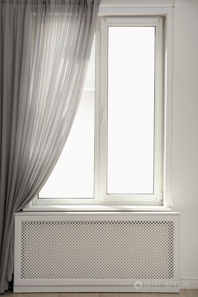 光室, 窗户和打开窗帘.家庭内饰