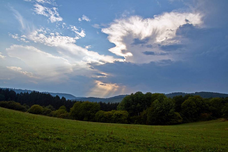 美丽的风景在北部 Eifel 在德国