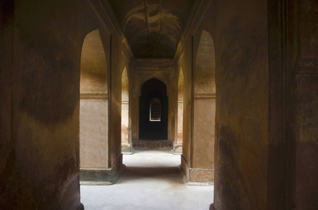 Datia 宫的内部景观。又名辛格宫或辛格开发宫。Datia。中央邦。印度