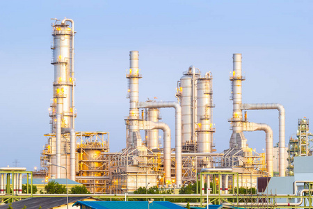 石油炼厂照片