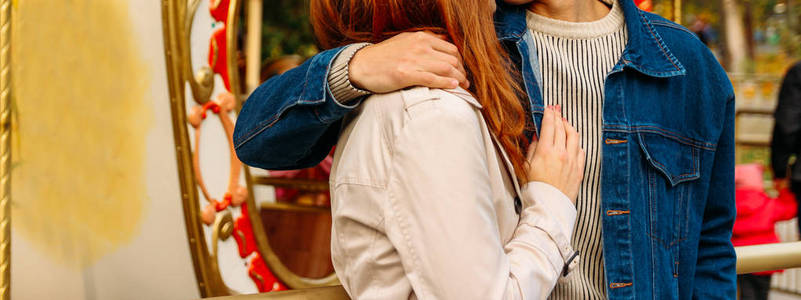 游乐场无忧无虑图片