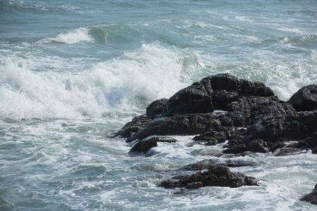 波海海滩上