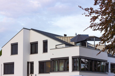 德国南部巴伐利亚农村现代建筑住宅小区照片