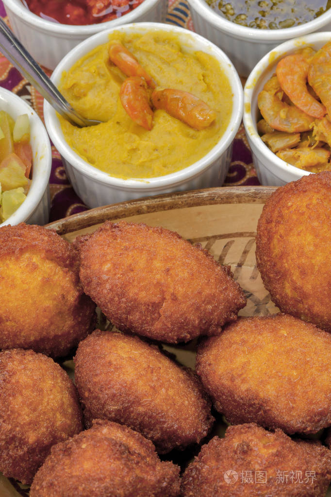 巴西菜: 在一桌地方美食餐厅里, 有典型的填充物