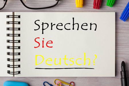 你会说用钢笔写在笔记本页面上的德语问题 德语 吗学习语言概念