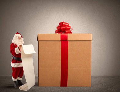 圣诞老人与礼物列表