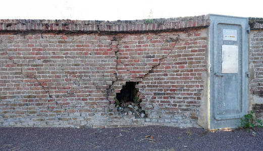 门后有门挡图片