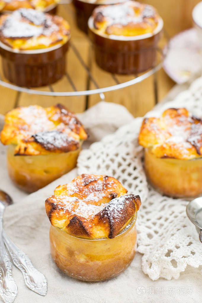 用葡萄干甜点甜奶酪酥