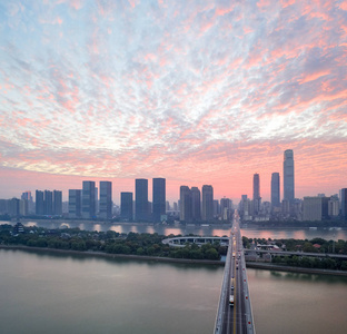 长沙在日出, 桥梁在美丽的湘江, 中国