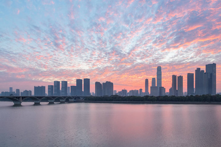 长沙天际线在日出, 美丽的晨光城市景观遍布天空, 人类, 中国