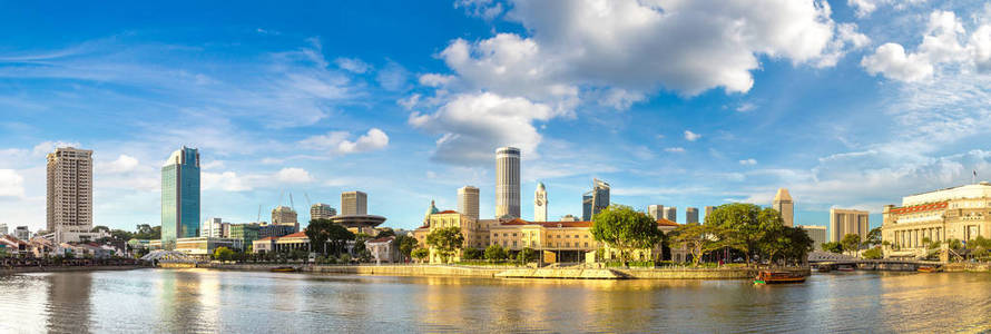 美丽夏日傍晚的新加坡城市天际线全景