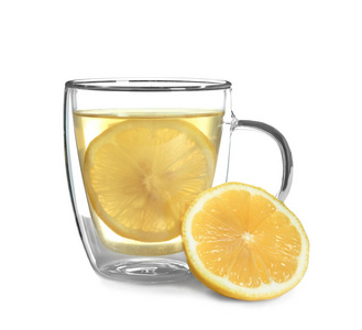 白色背景的热茶和柠檬玻璃杯图片