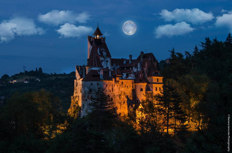 吸血鬼的中世纪城堡麸皮，特兰西瓦尼亚。罗马尼亚