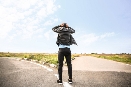 十字路口选择图片