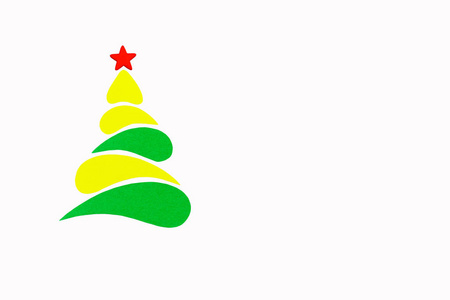 新年和圣诞节的概念树硬纸板制的颜色。分离