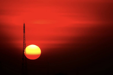 大太阳日落天空橙色天空橙色云户外夏季自然