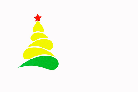新年和圣诞节的概念树制成的彩色卡纸