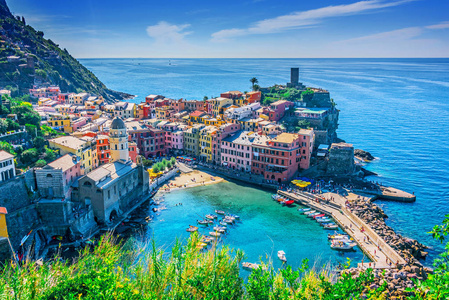 风景如画的 Vernazza 镇, 在 La 帕斯亚省, 意大利