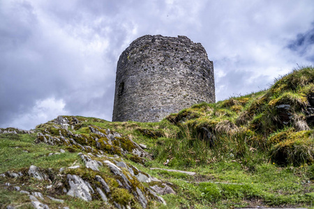 威尔士斯诺多尼亚国家公园 llanberis 的 dolbadarn 城堡