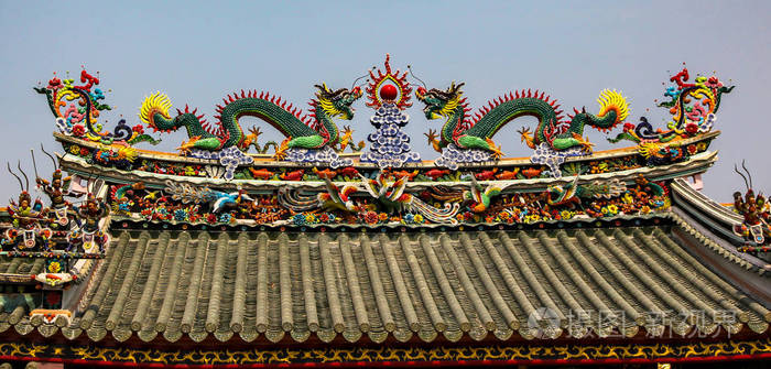 寺庙的屋顶造型图片