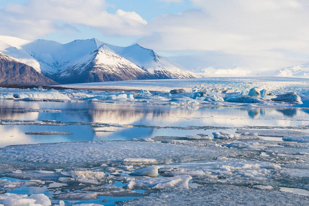 Jokulsarlon 环礁湖冬季自然景观