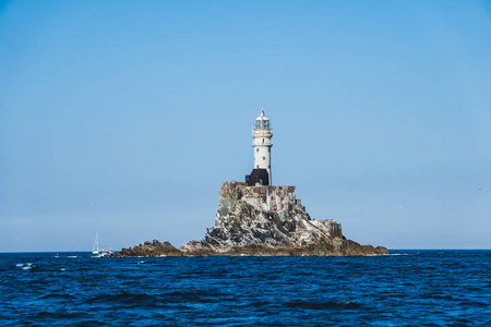 法斯内灯塔。从船上看风景