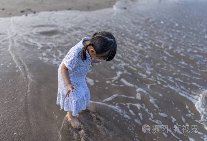 小小的泰国女孩