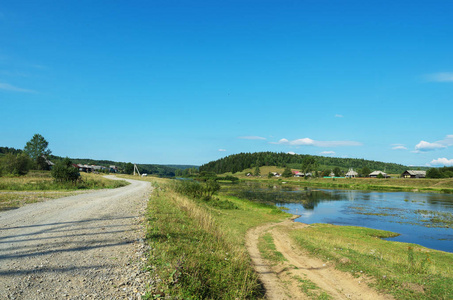 两条不同的道路