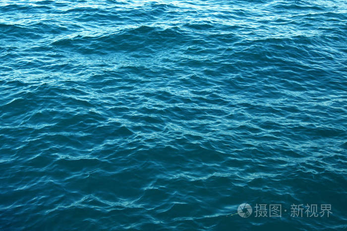 蓝色的海面与波浪.水背景