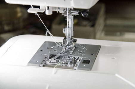 缝纫机的脚图片