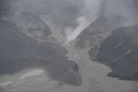 印度尼西亚万隆的唐库班佩拉胡火山口