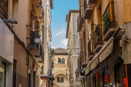 达叔街射小学生图片