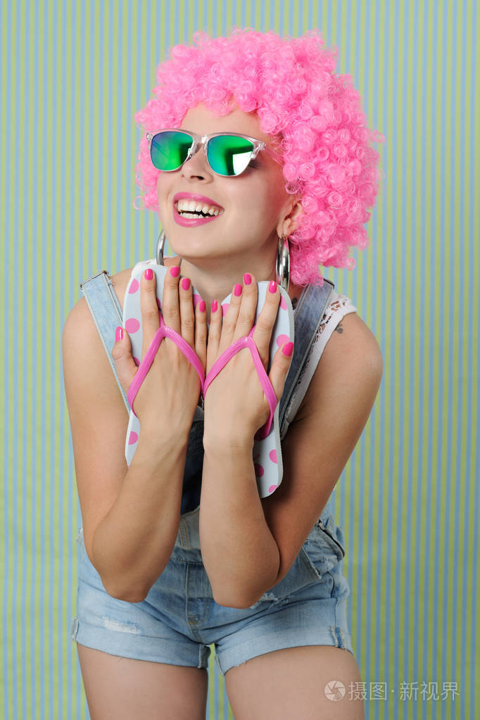 新潮有趣的女孩