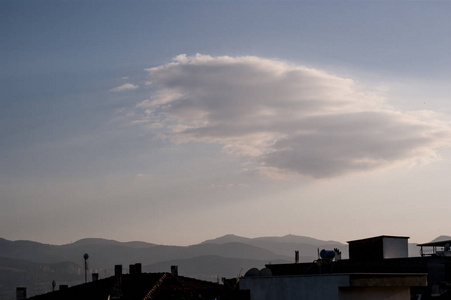 阿尔托库鲁斯型多云天空图片