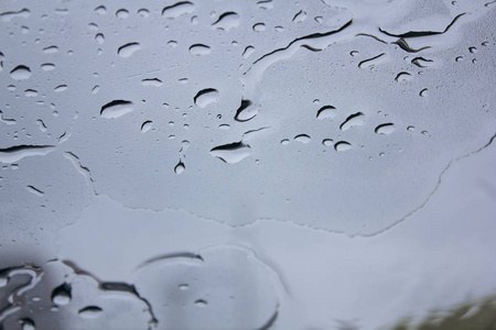 玻璃上一滴水的质感, 新的照片