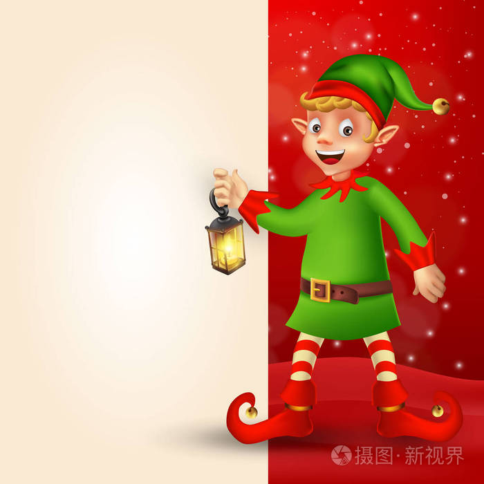 可爱的卡通圣诞精灵拿着圣诞灯笼与大空白招牌文本在红色背景