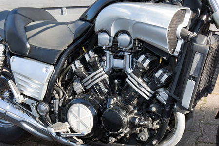 老式摩托车发动机图片